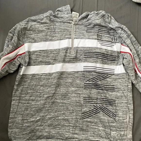 Sweater - Picture 1 of 1